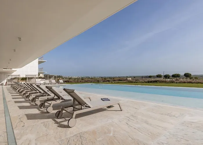 Ocean View Luxury Bayline * Armação de Pêra